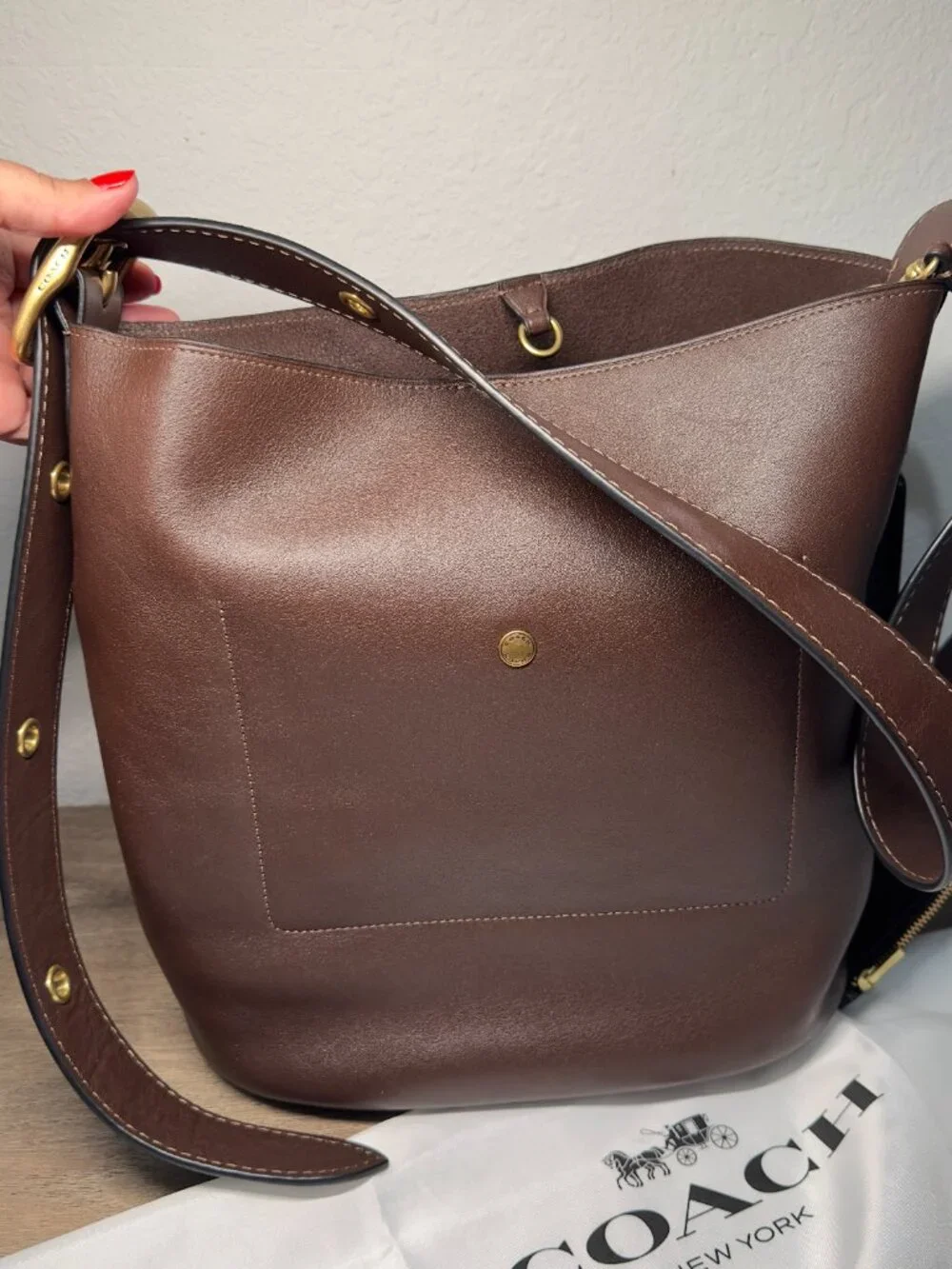 Coach Bleecker Bucket Bag in Maple Leather 2025